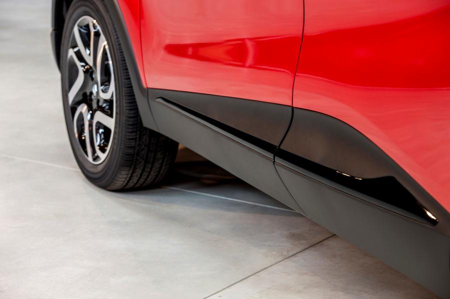 Детали экстерьера Renault Captur Hypnotic 2016 года  (IT) (фото 14 из 26)